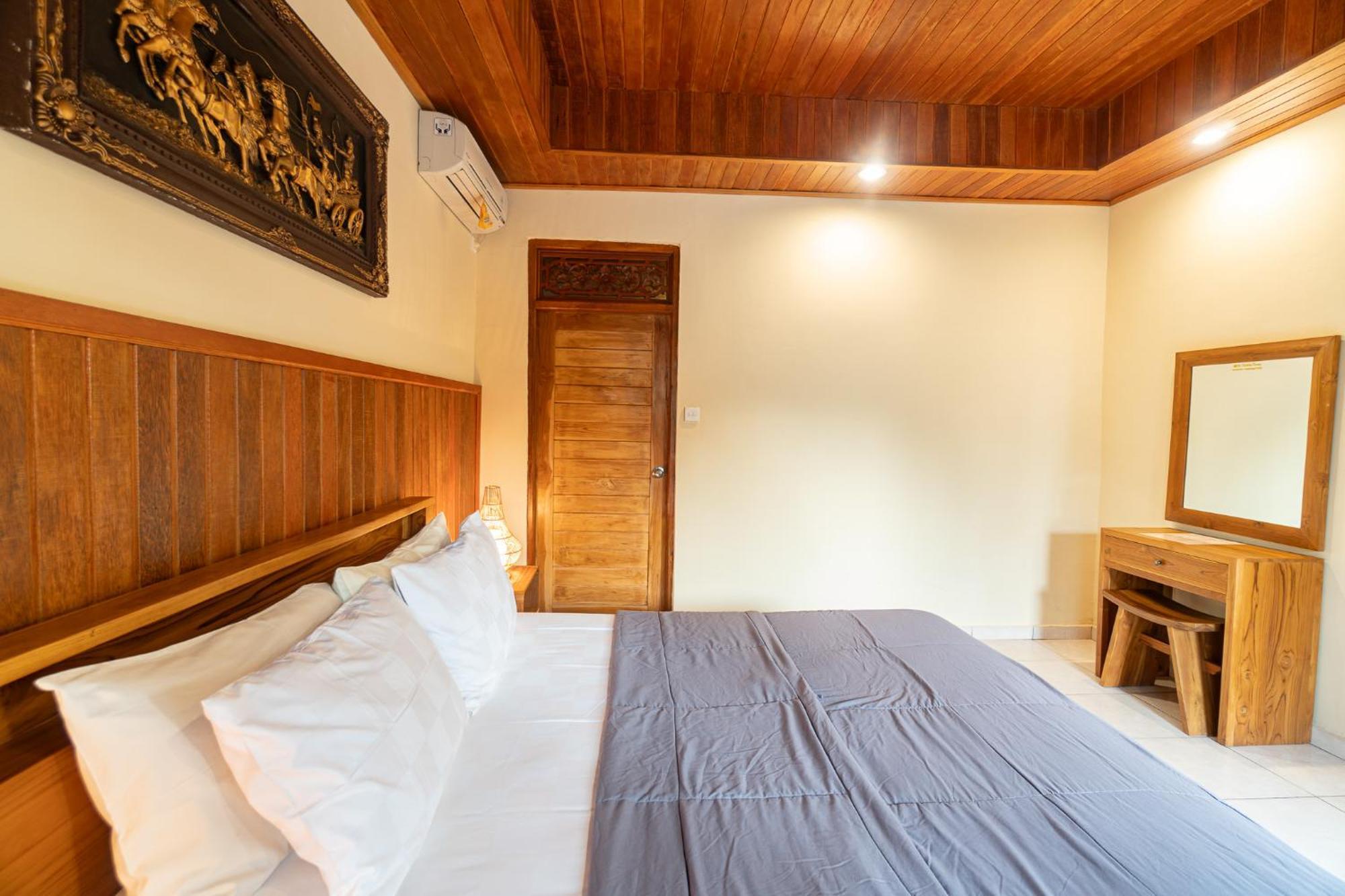 Kembang Kuning Hotel อูลูวาตู ภายนอก รูปภาพ