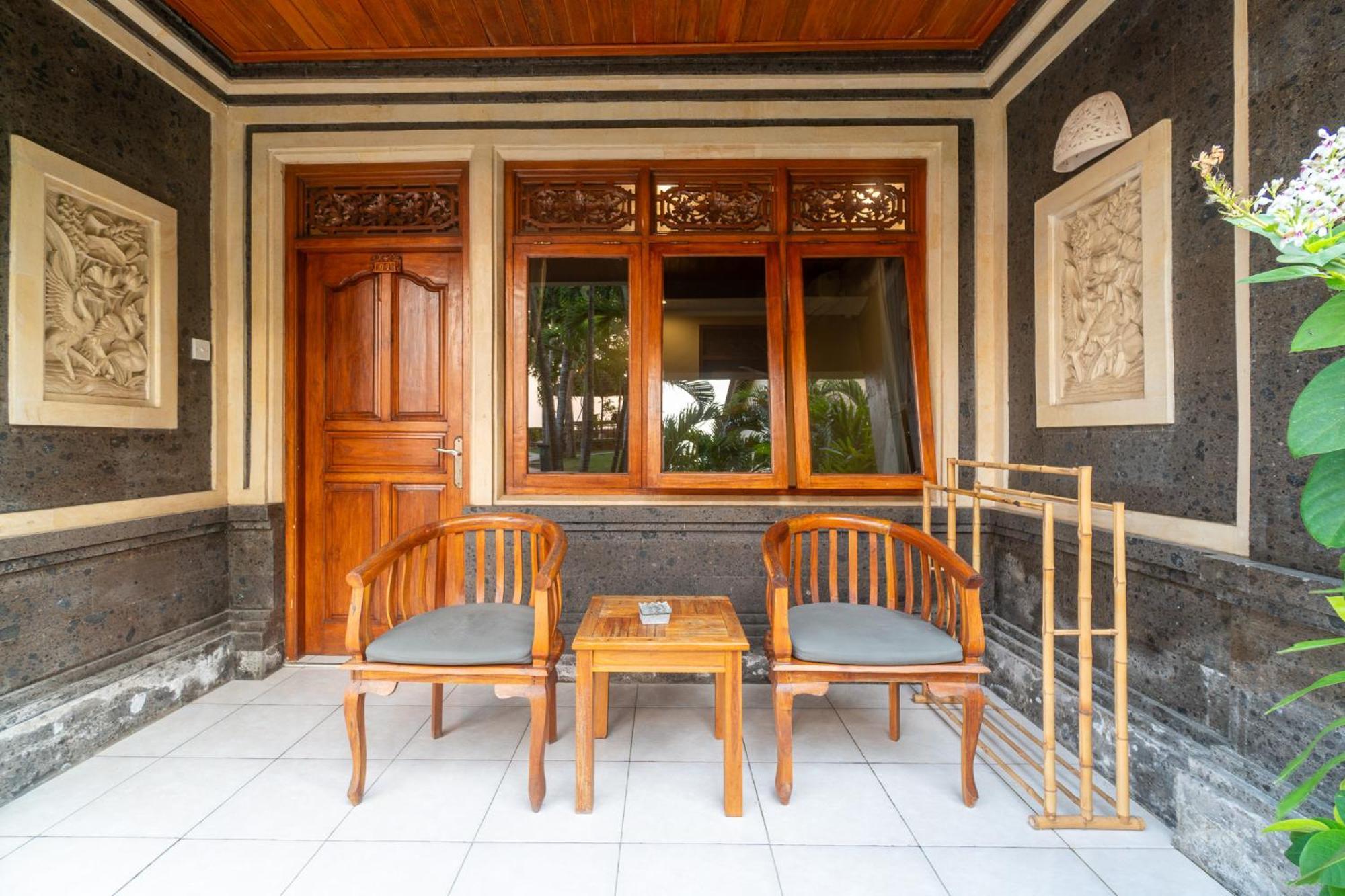 Kembang Kuning Hotel อูลูวาตู ภายนอก รูปภาพ